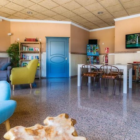 פואנגירולה Hotel Galicia מראה חיצוני תמונה