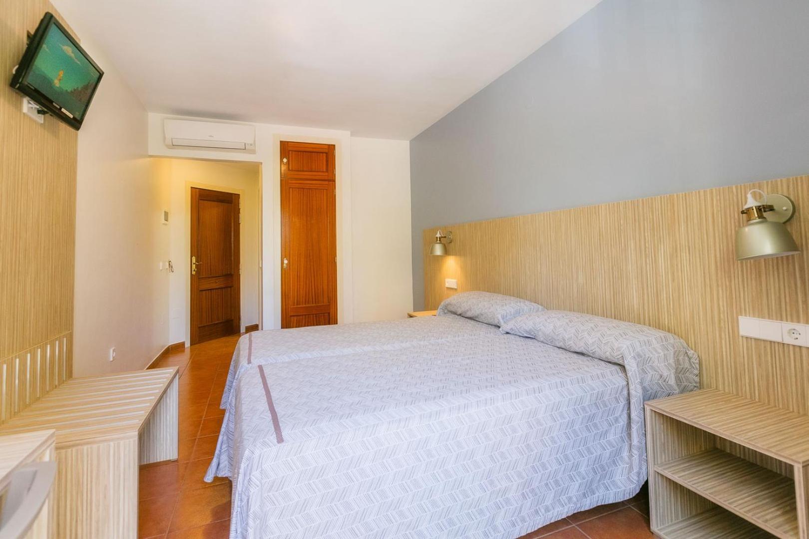 פואנגירולה Hotel Galicia מראה חיצוני תמונה