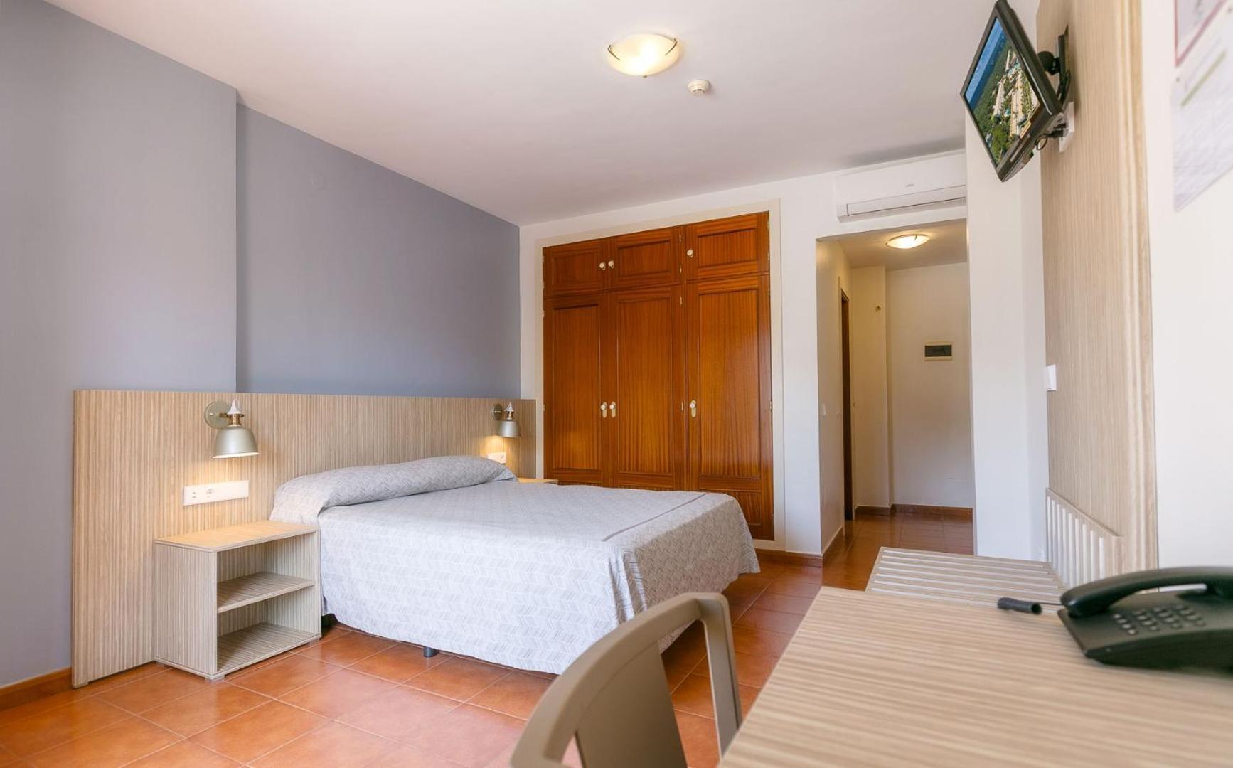 פואנגירולה Hotel Galicia מראה חיצוני תמונה