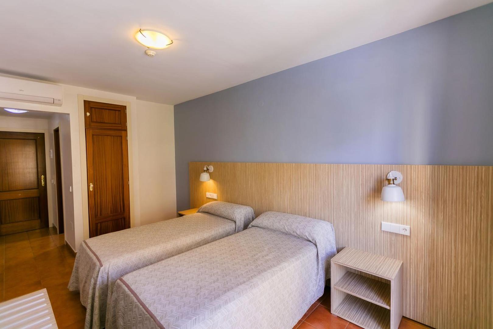 פואנגירולה Hotel Galicia מראה חיצוני תמונה