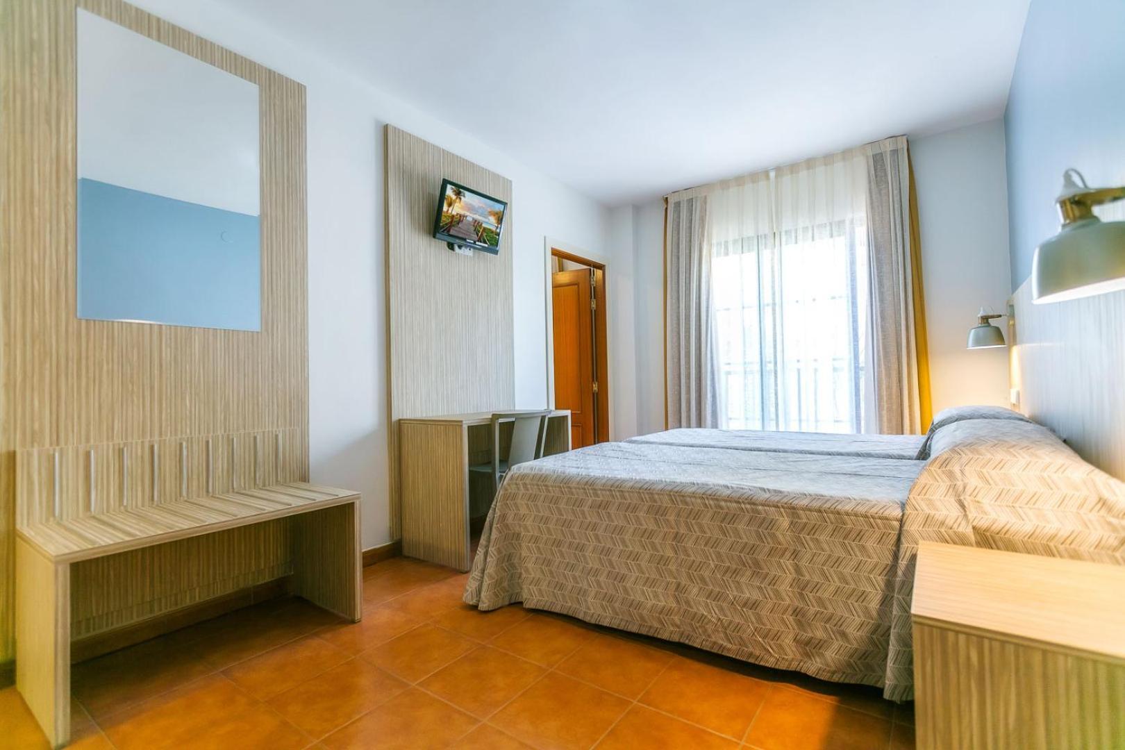 פואנגירולה Hotel Galicia מראה חיצוני תמונה