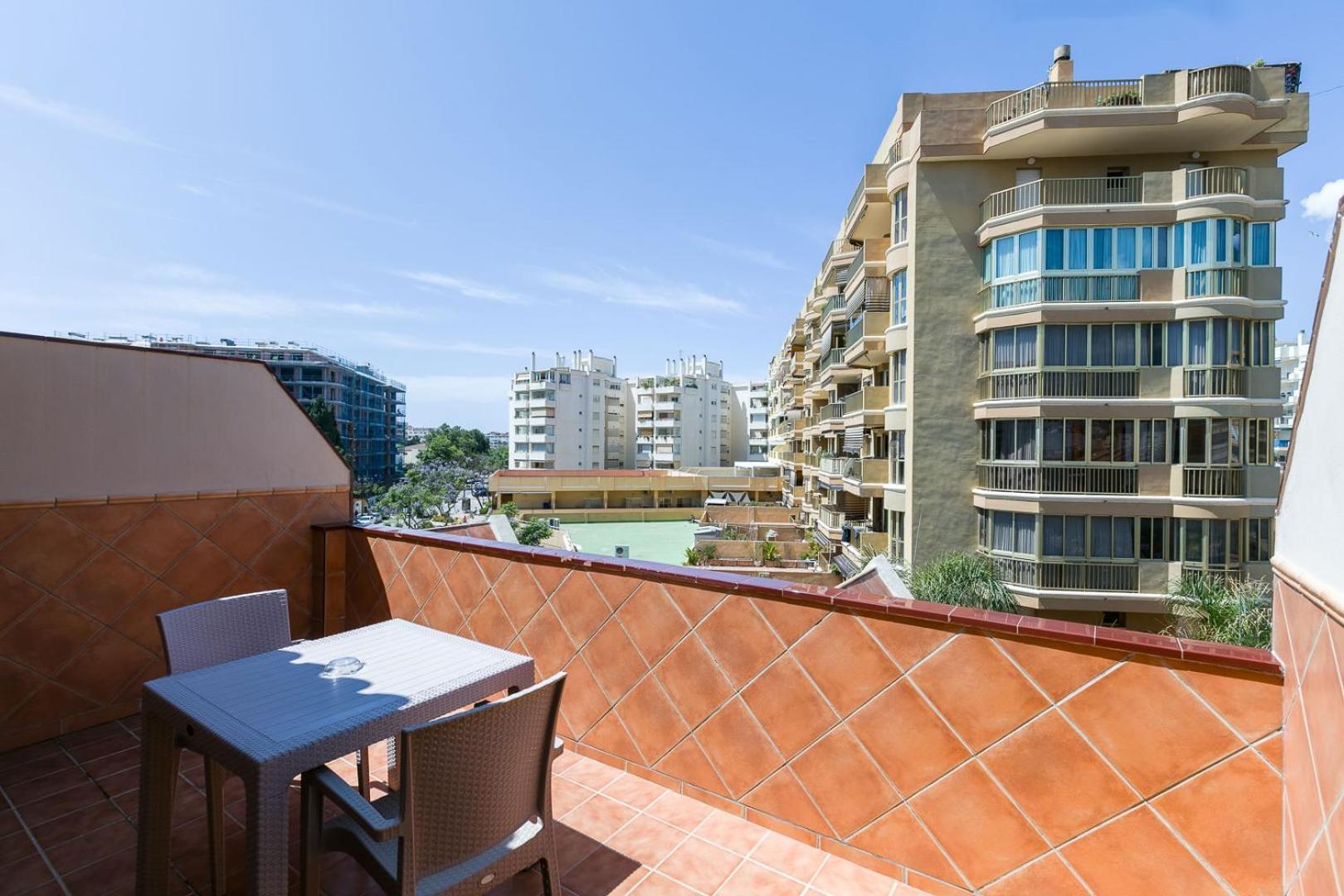 פואנגירולה Hotel Galicia מראה חיצוני תמונה
