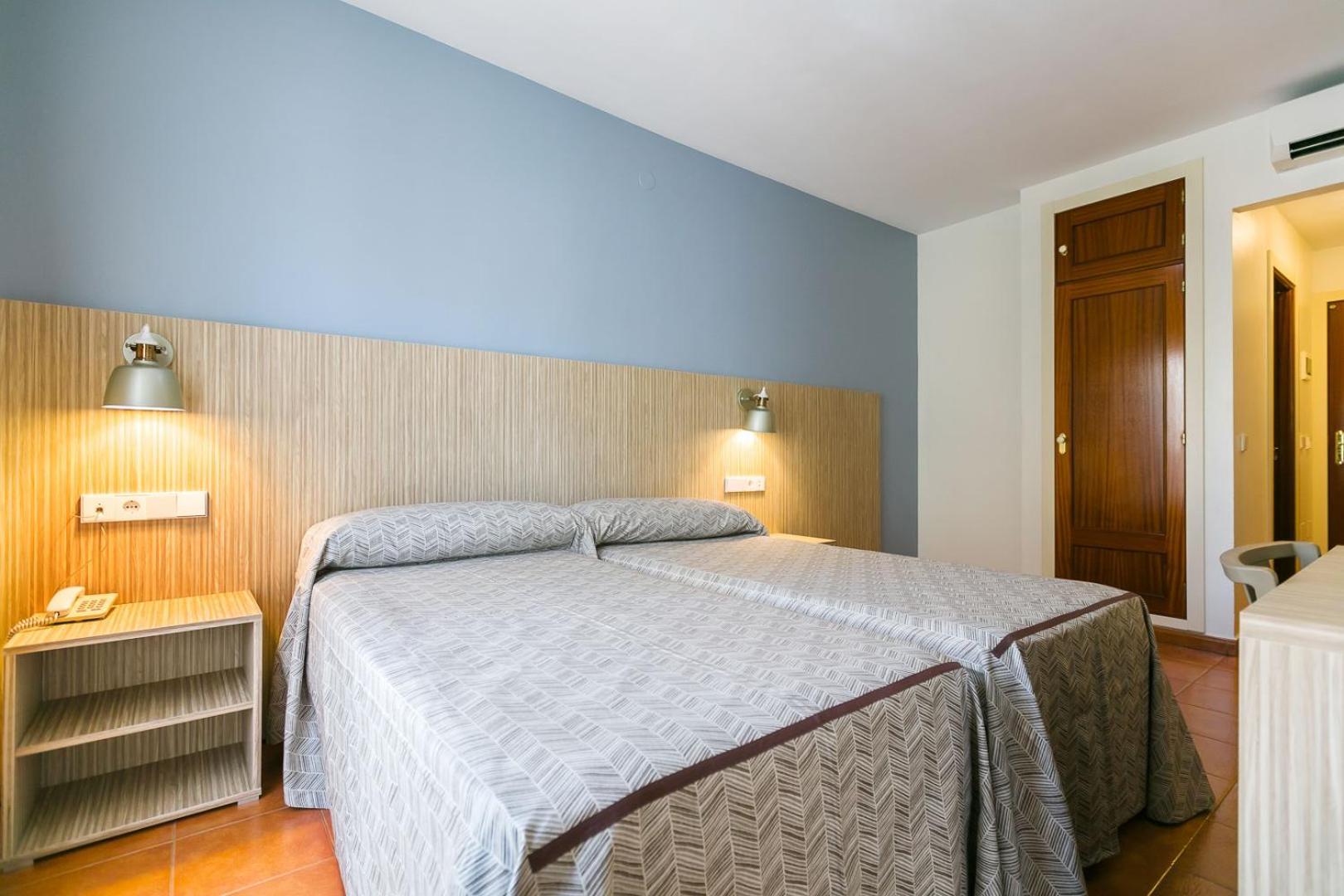פואנגירולה Hotel Galicia מראה חיצוני תמונה