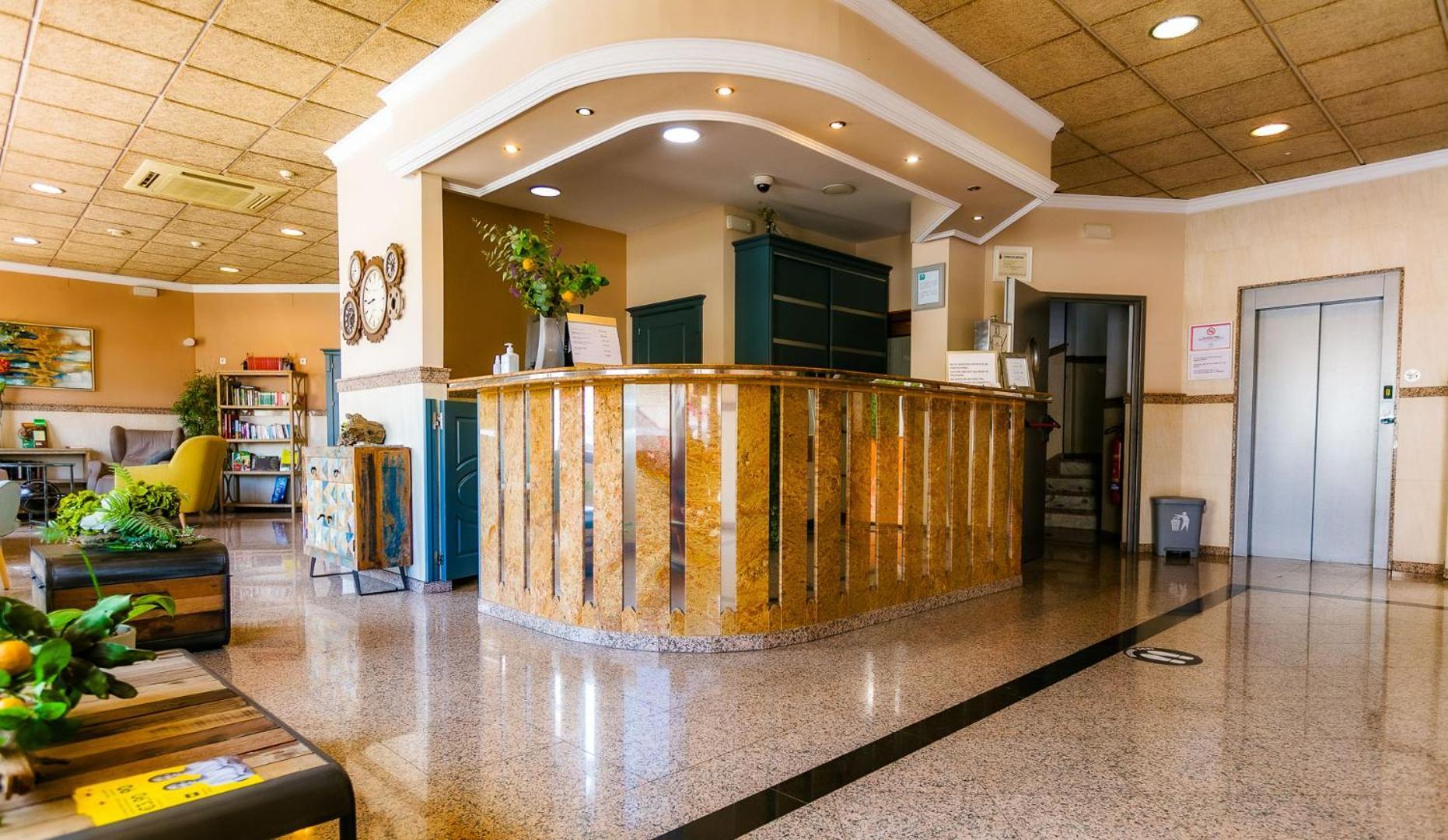 פואנגירולה Hotel Galicia מראה חיצוני תמונה